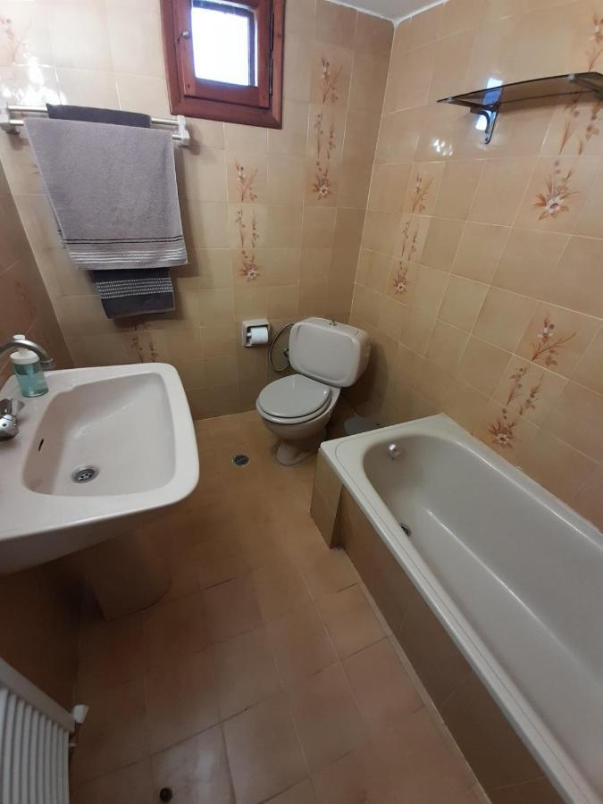 Adorable 2 Floors Two Bedroom Vacation Maisonette Nea Poteidaia Exterior photo