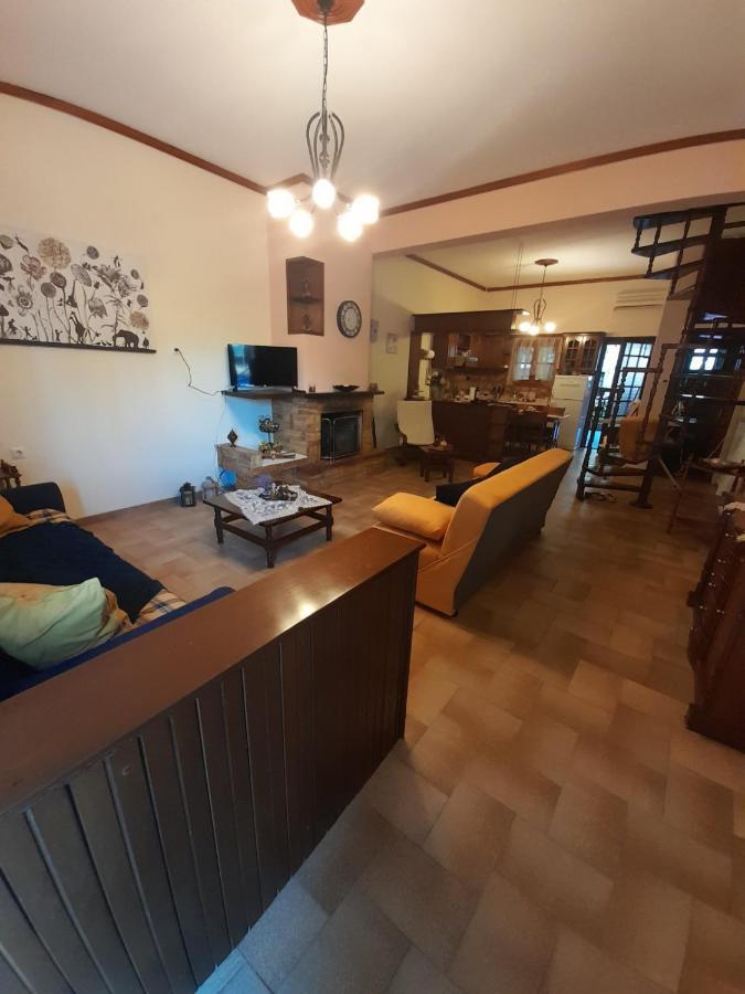 Adorable 2 Floors Two Bedroom Vacation Maisonette Nea Poteidaia Exterior photo