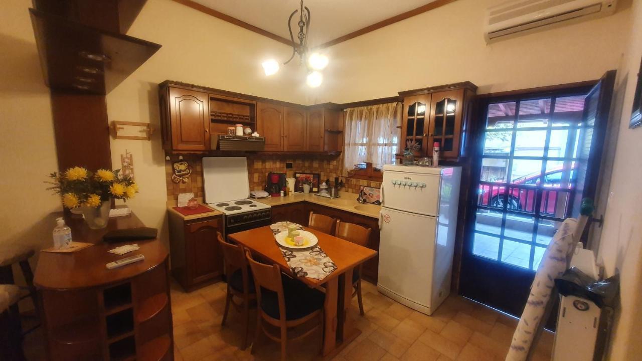 Adorable 2 Floors Two Bedroom Vacation Maisonette Nea Poteidaia Exterior photo