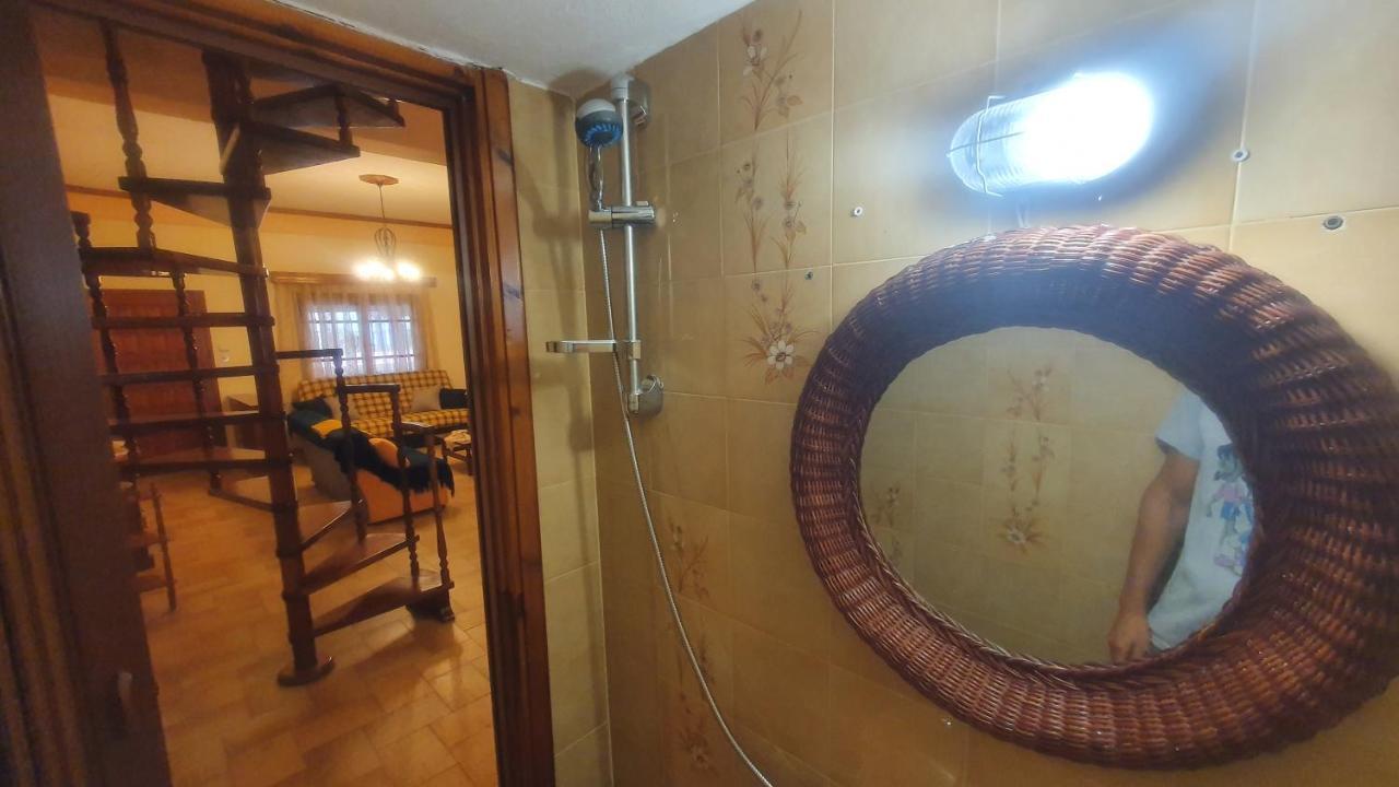 Adorable 2 Floors Two Bedroom Vacation Maisonette Nea Poteidaia Exterior photo
